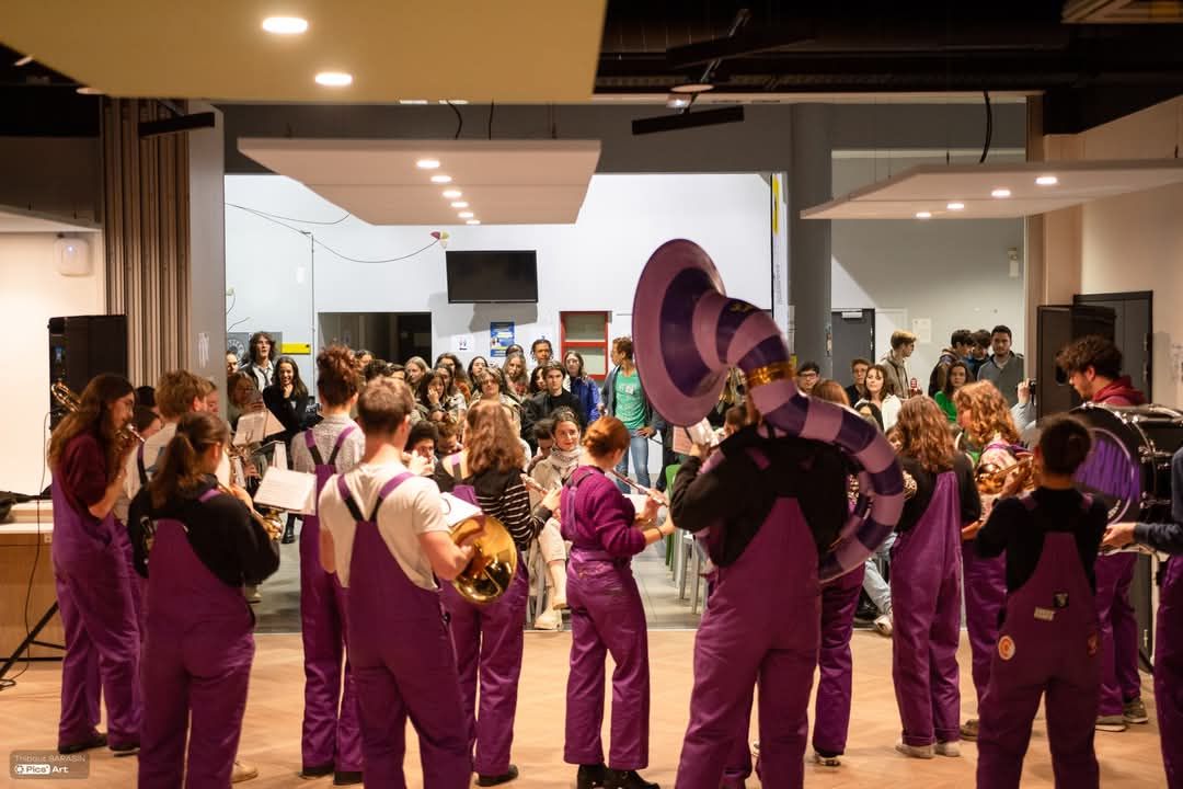 Photo Fanfare